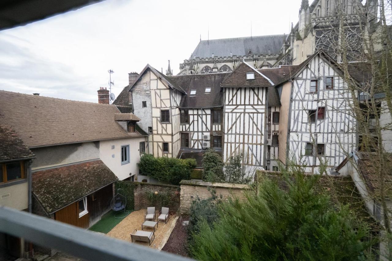 Les Cieux De La Cathedrale - Calme - Jardin - Wifi Apartment Троа Екстериор снимка